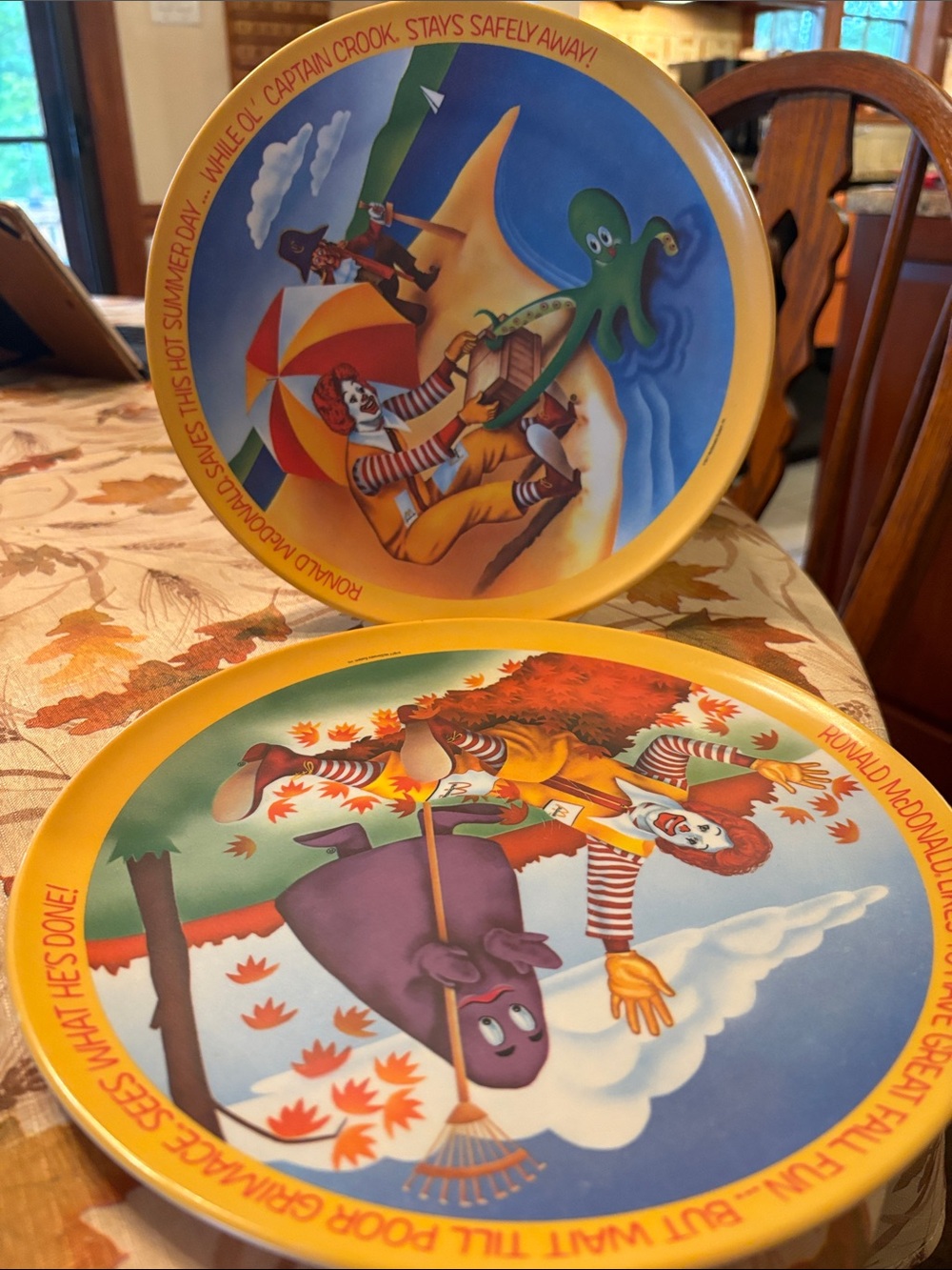 McDonald's Ronald McDonald 10” collector plates - Summer / Fall- set of 2